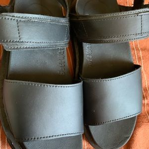 Dr.Martens Voss women sandals